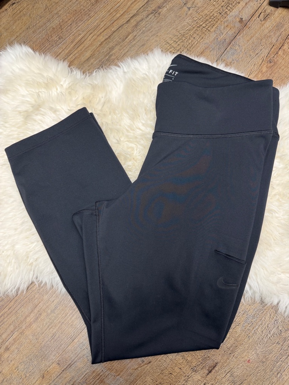 Women’s Nike Black High-Waist Dri-FIT Leggings with Side Pocket size large